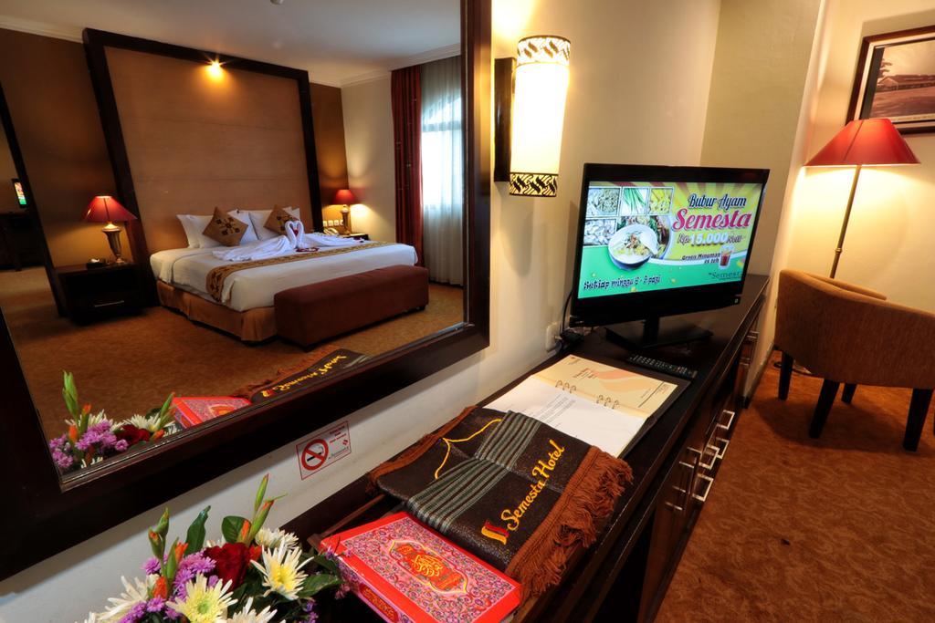 סמאראנג Semesta Heritage Hotel & Convention מראה חיצוני תמונה